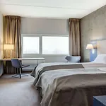 クオリティホテルエキスポ ホテル 4*