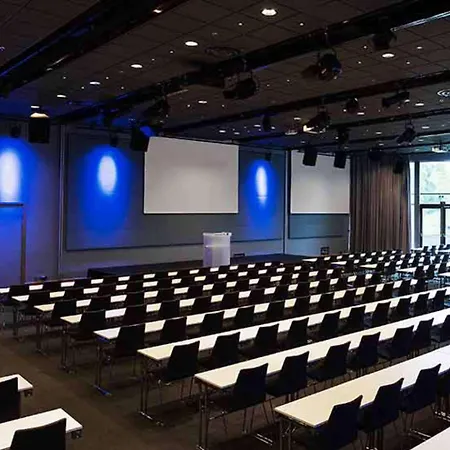 Quality Expo Hotel