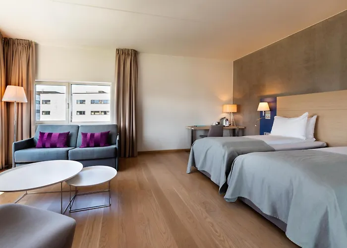 Quality Expo Hotell 4*