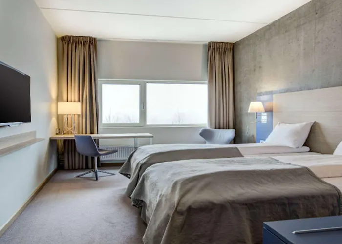 Quality Expo Hotell 4*