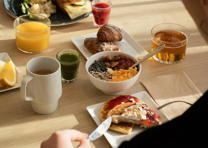 Quality Expo Hotell 4*