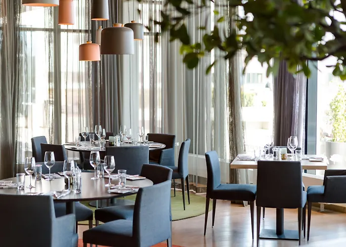 Quality Expo Hotell 4*