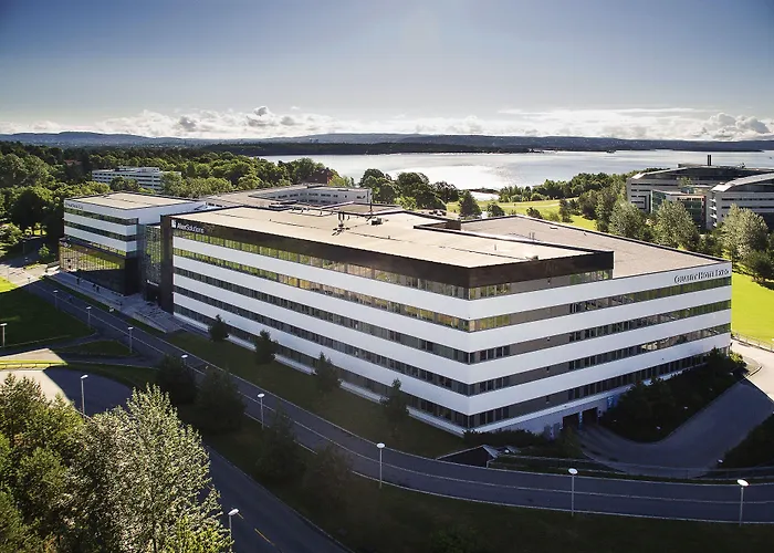 Quality Expo Hotell 4*